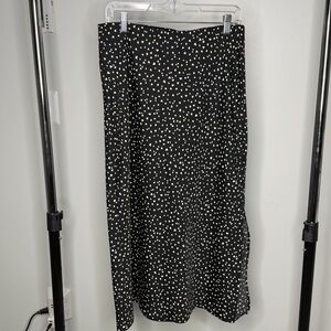 A New Day Black and White Heart Patterned Silk Skirt